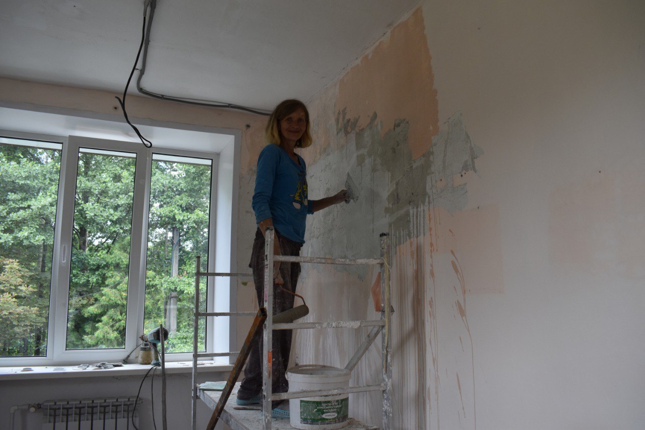 В Клетнянской детской школе искусств идёт ремонт