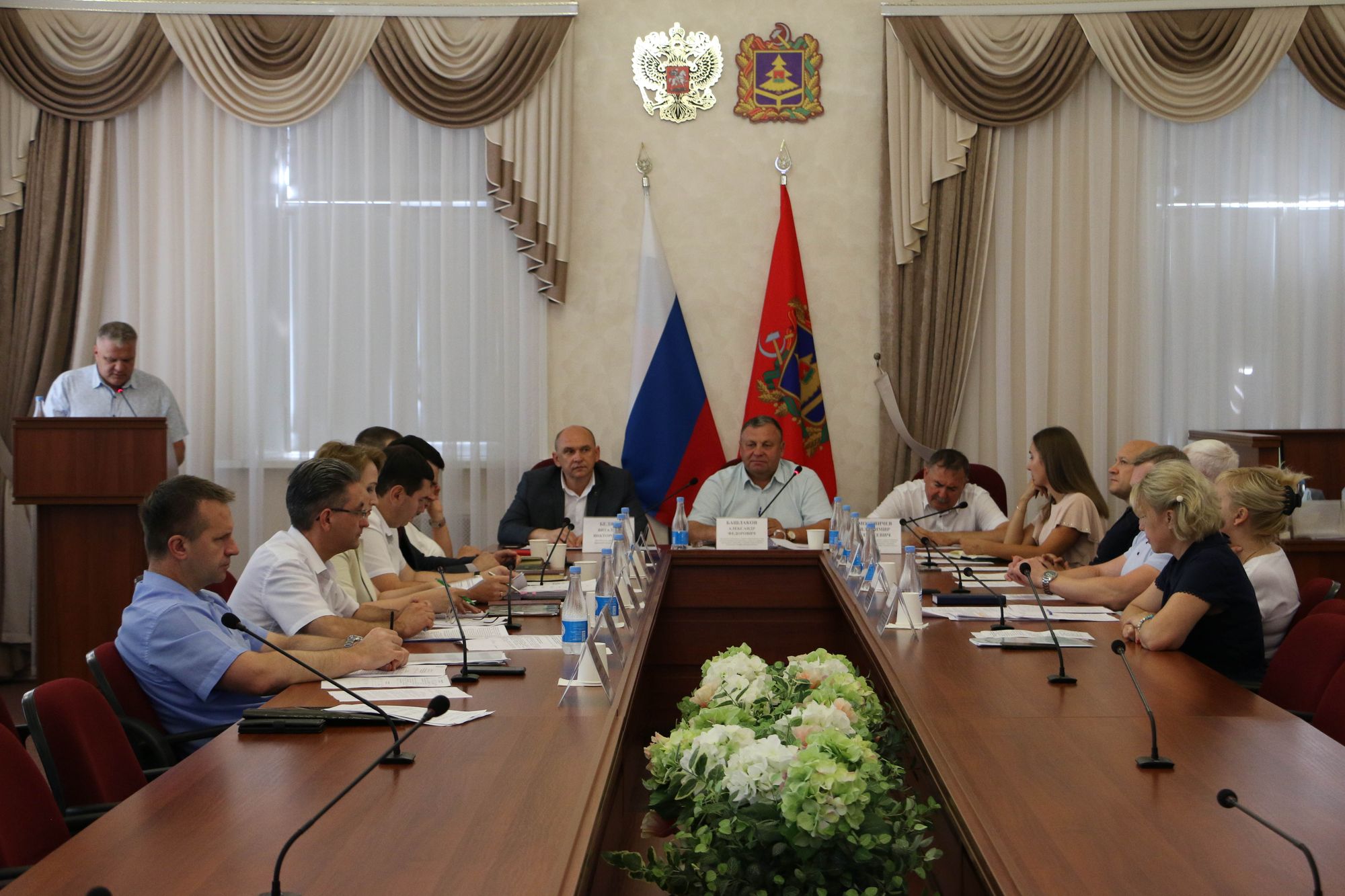 Развитие улично-дорожной сети в областном центре обсудили депутаты профильного комитета