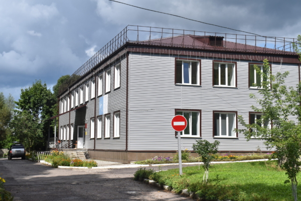 Клетнянская школа искусств продолжает хорошеть