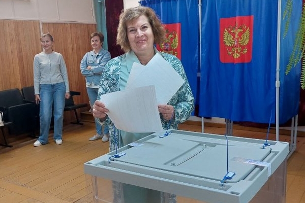 Во второй день голосования клетнянцы активно делают свой выбор