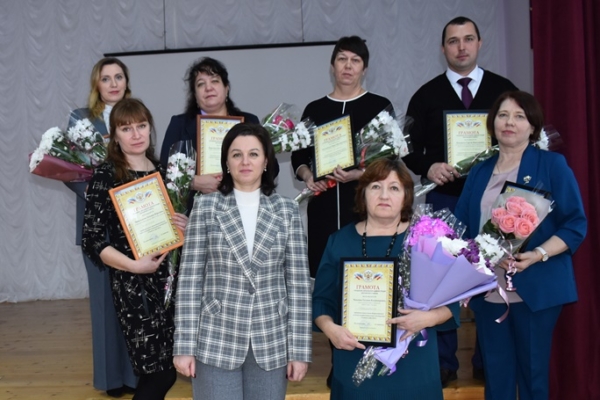 В Клетнянском районе «Учителем года-2024» стала  педагог с 35-летним стажем Татьяна Чесалина