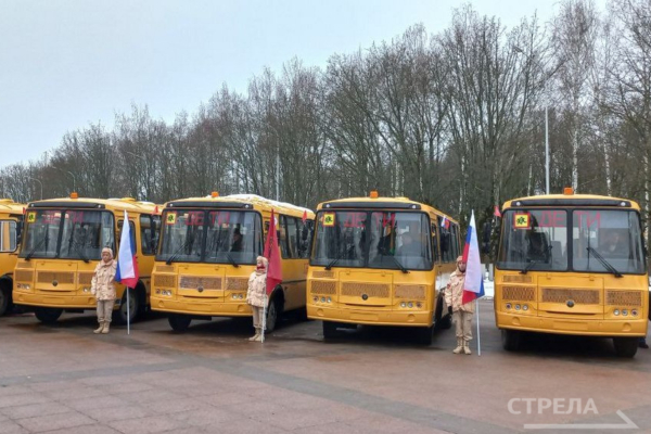 Клетнянская школа №1 получила новый автобус