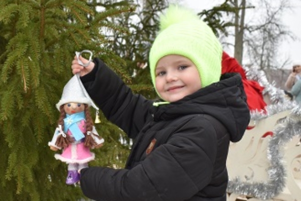 В Клетне наградили победителей конкурса «Елочная игрушка»