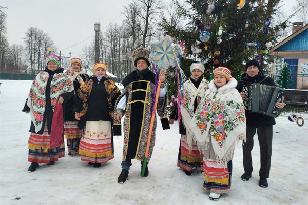В гости коляда пришла  всем нам счастье принесла