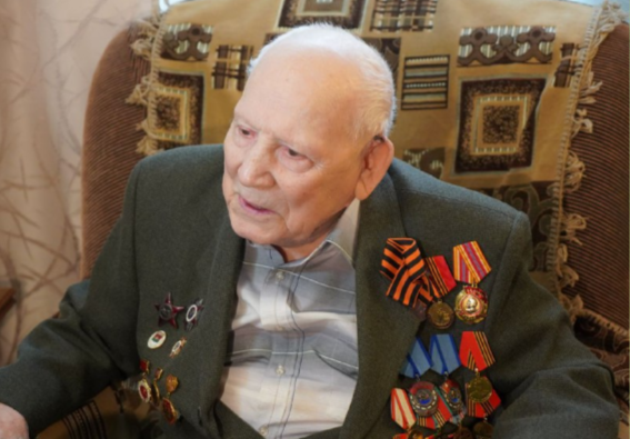 Глава Брянской области рассказал о ветеране Великой Отечественной войны Александре Александровиче Мельникове