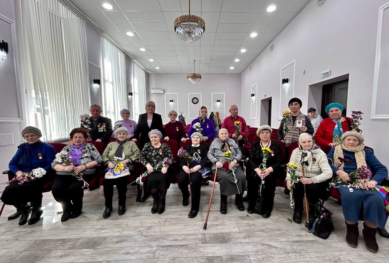 В Бежице наградили активистов ветеранского движения