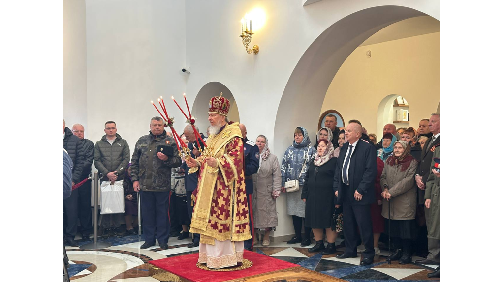 В селе Меленск освятили храм, построенный на пожертвования семьи брянского губернатора