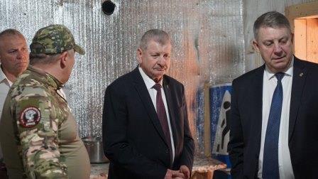 Александр Богомаз проверил условия проживания военнослужащих