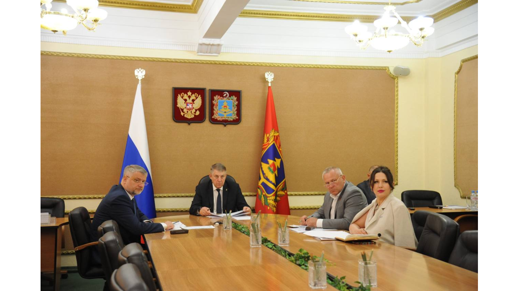 Брянский губернатор доложил полпреду президента в ЦФО о поддержке участников СВО