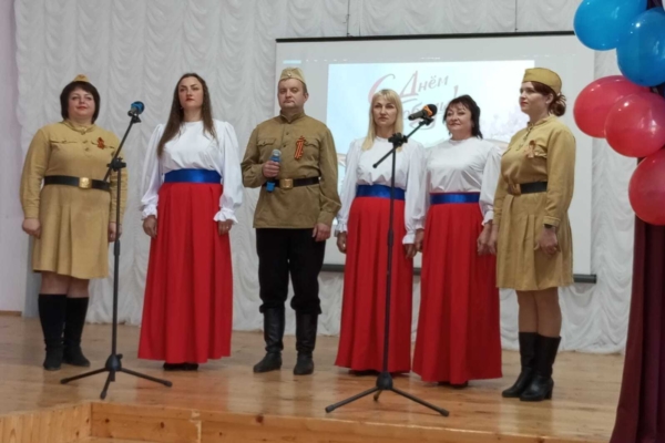 В Клетне прошёл праздничный концерт ко Дню Великой Победы