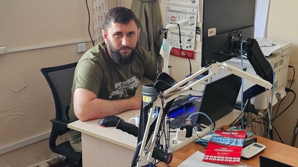 В Брасовском районе ветеран СВО Александр Новиков успешно трудится и получает образование