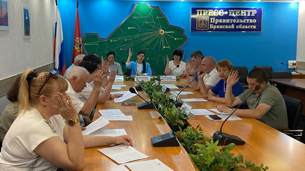 В Брянске прошло очередное заседание Избирательной комиссии региона