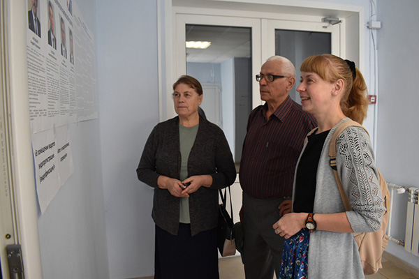 Преподаватель Клетнянской школы искусств  Наталья Гольмакова проголосовала за будущее Брянщины и родного поселка