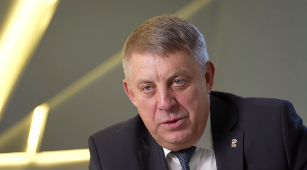 Губернатор Богомаз: выделенные Брянской области 12,2 млрд руб направят на выплаты гражданам