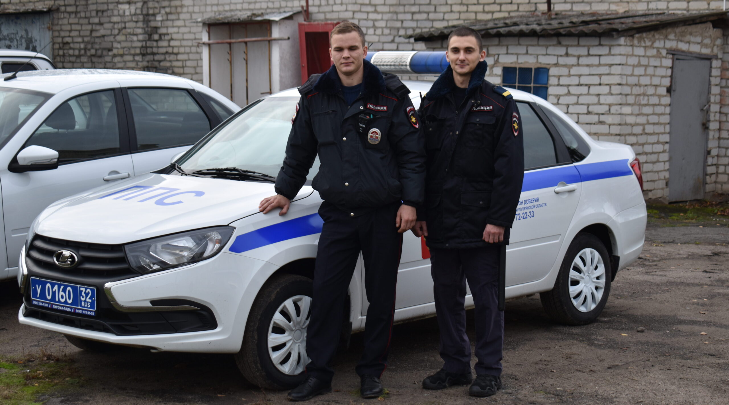 С праздником, клетнянские полицейские!