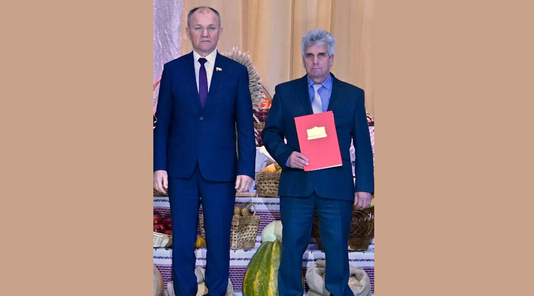 Замгендиректора  ООО «Брянский сад» Андрей Мацуев удостоен высокой федеральной награды