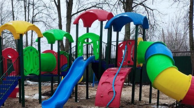 В Клетнянском городском парке идет ремонт