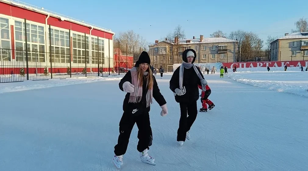 В Брянске работают 7 больших катков