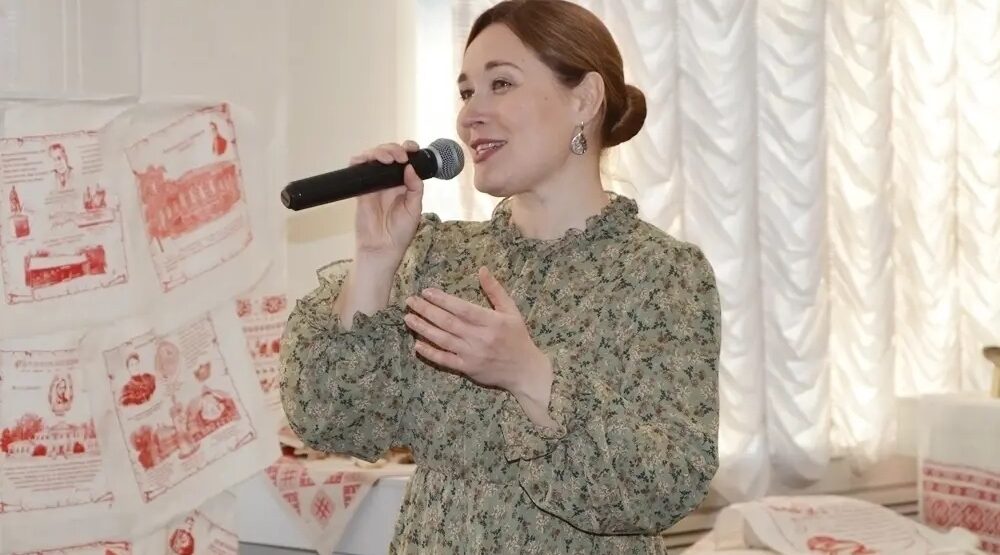 В Брянском центре «Народное творчество» открылась выставка «Вдохновленные традициями»