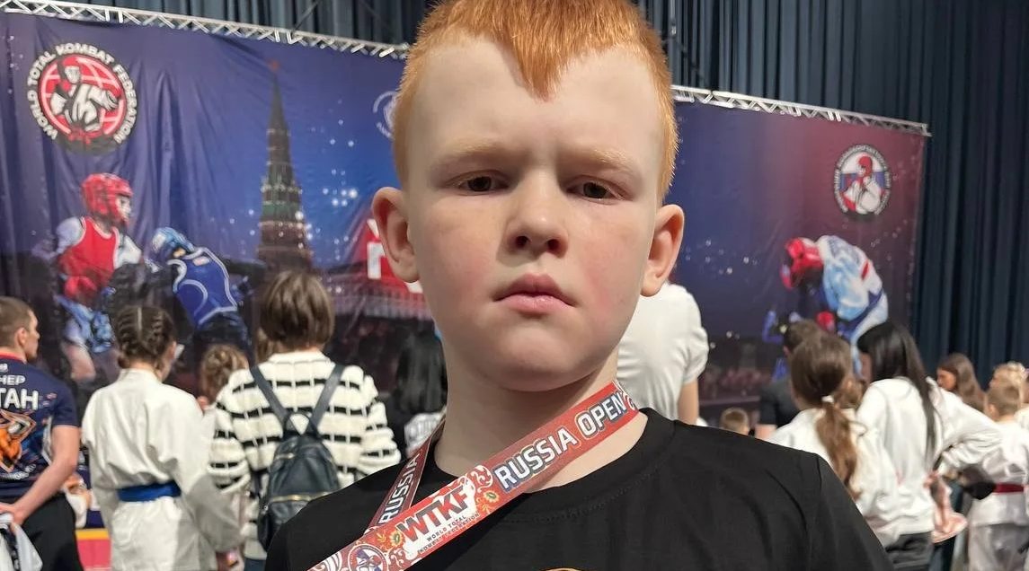 Юный брянец Иван Чичиканов стал призером  Первенства России по полноконтактному бою