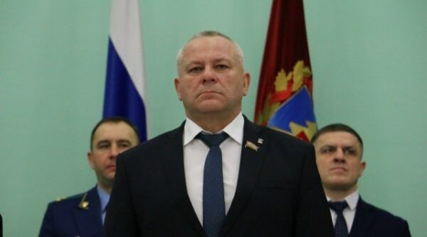 Брянская дума приняла важное решение в поддержку семей тех, кто удостоен высших наград