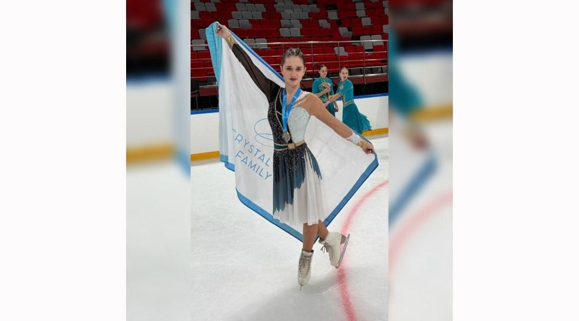 Брянская фигуристка Дарья Блинкова стала чемпионкой России в составе Crystal Ice Junior