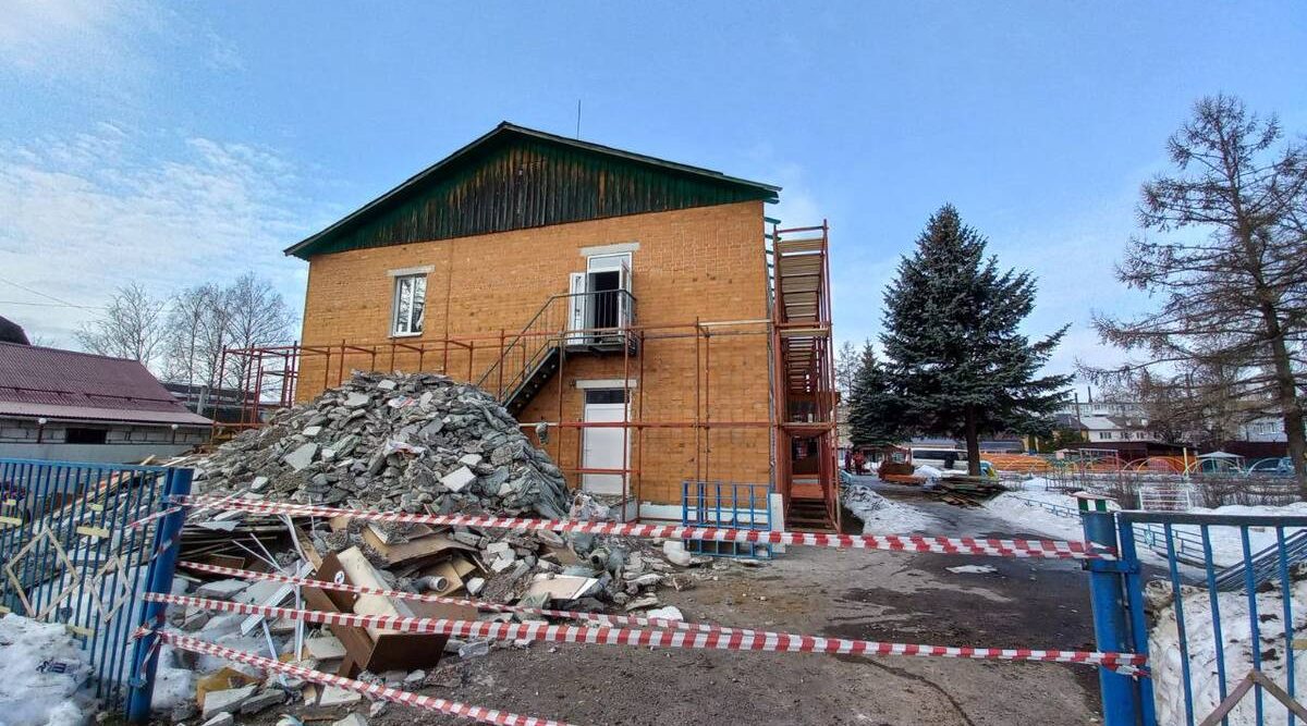 В Жуковке полным ходом идет ремонт детсада «Солнышко»