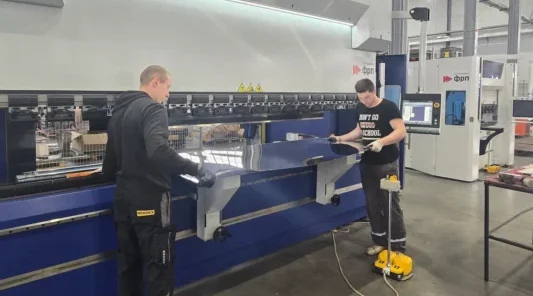 В Брянске наладили выпуск новой техники для безопасной перевозки животных