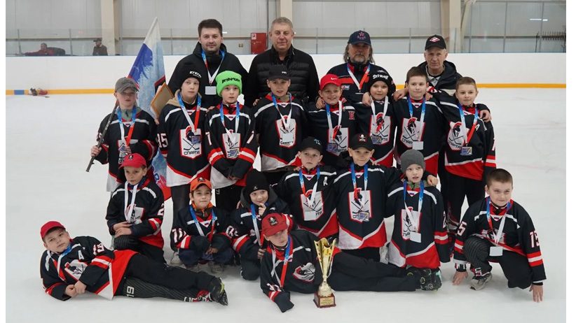 Хоккейный Кубок Губернатора Брянской области собрал более тысячи юных игроков