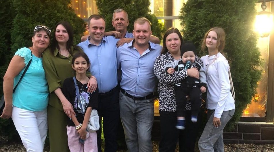 Клетнянская семья Турловых отметит День единения народов России и Беларуси