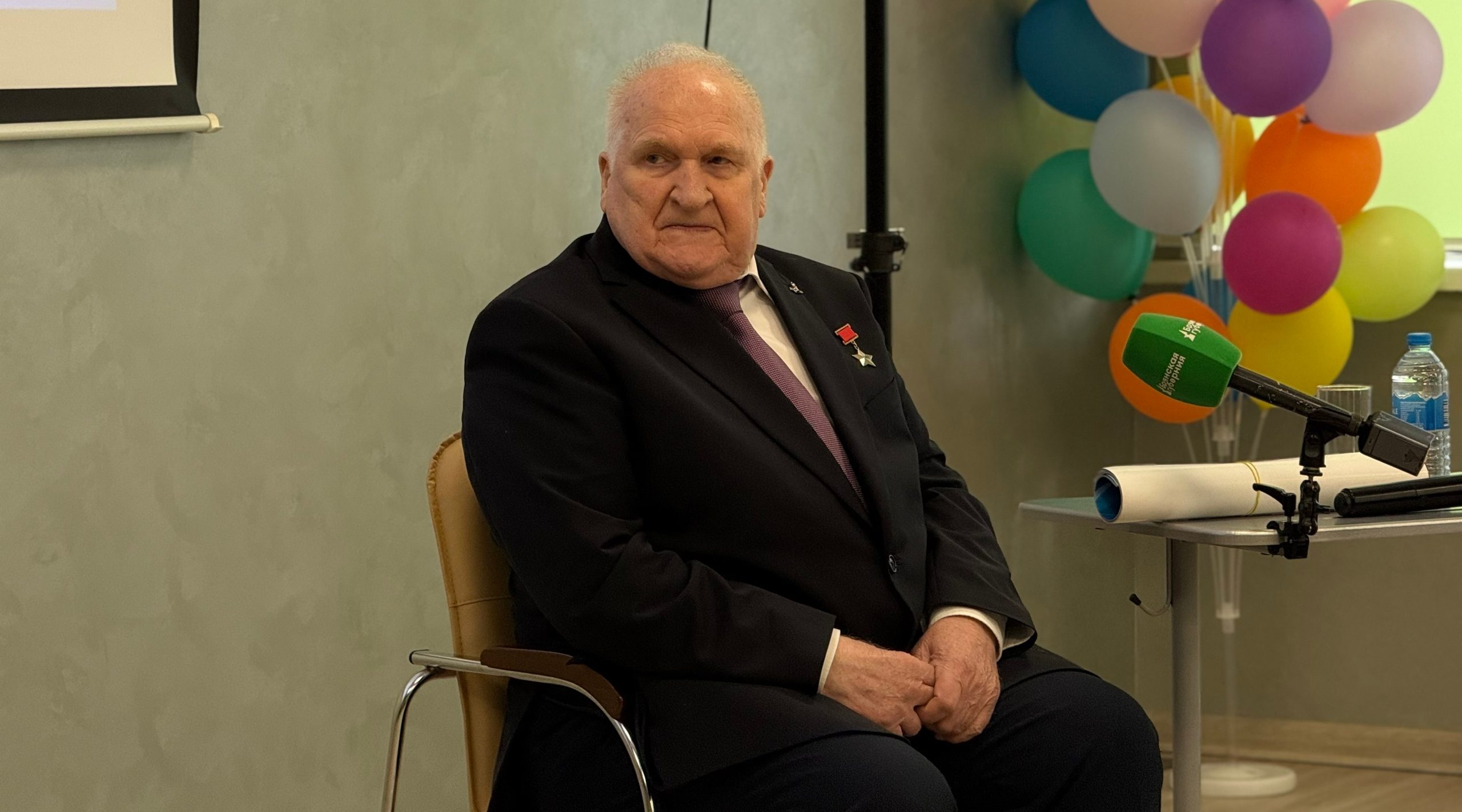 В технопарке «Кванториум» прошла встреча с летчиком-космонавтом Виктором Афанасьевым