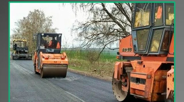 По нацпроекту в Стародубском округе продолжается ремонт участка автодороги
