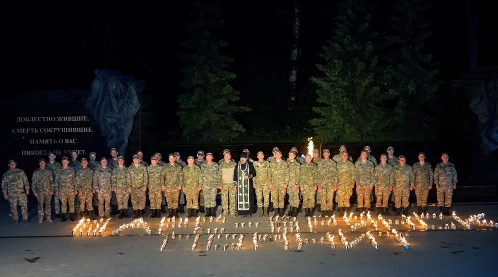«БАРС-Брянск» зажёг огненную картину на Партизанской поляне в День памяти и скорби