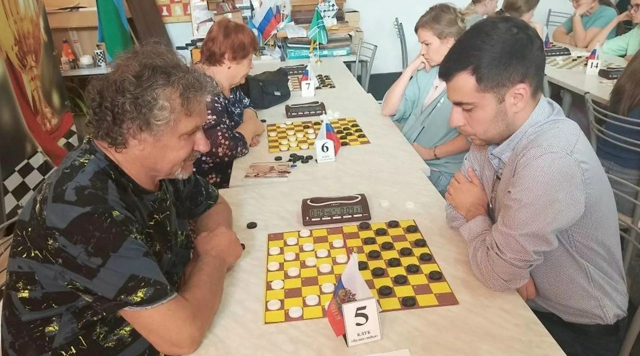 Брянский шашист Василий Маркин взял серебро на всероссийских соревнованиях