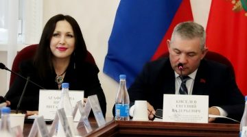 В Брянске прошло заседание комитета по вопросам соцолитики и здравоохранения