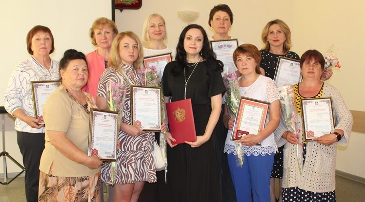 В Клетне поздравили социальных работников