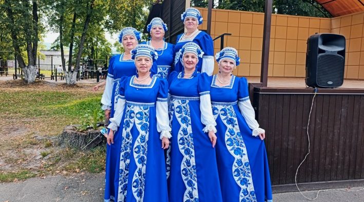 Артисты из Харитоновки порадовали клетнянских зрителей