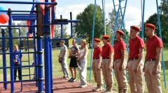 В Клинцовском районе открыли спортплощадку