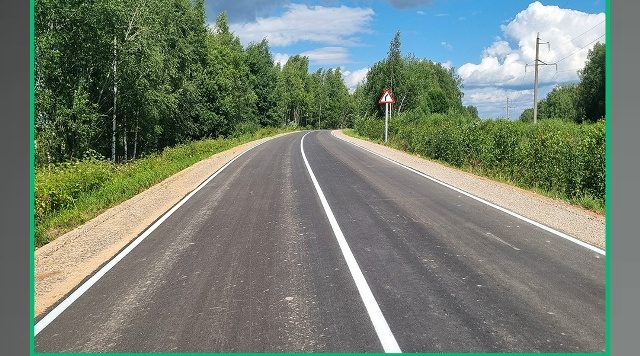По нацпроекту в Дубровском районе отремонтировали участок дороги