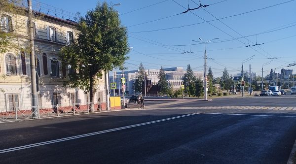В Брянске обновляют дорогу к туристическим объектам