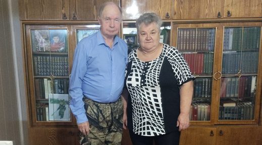 Клетнянская семья Малофеевых печет хлеб для защитников Родины